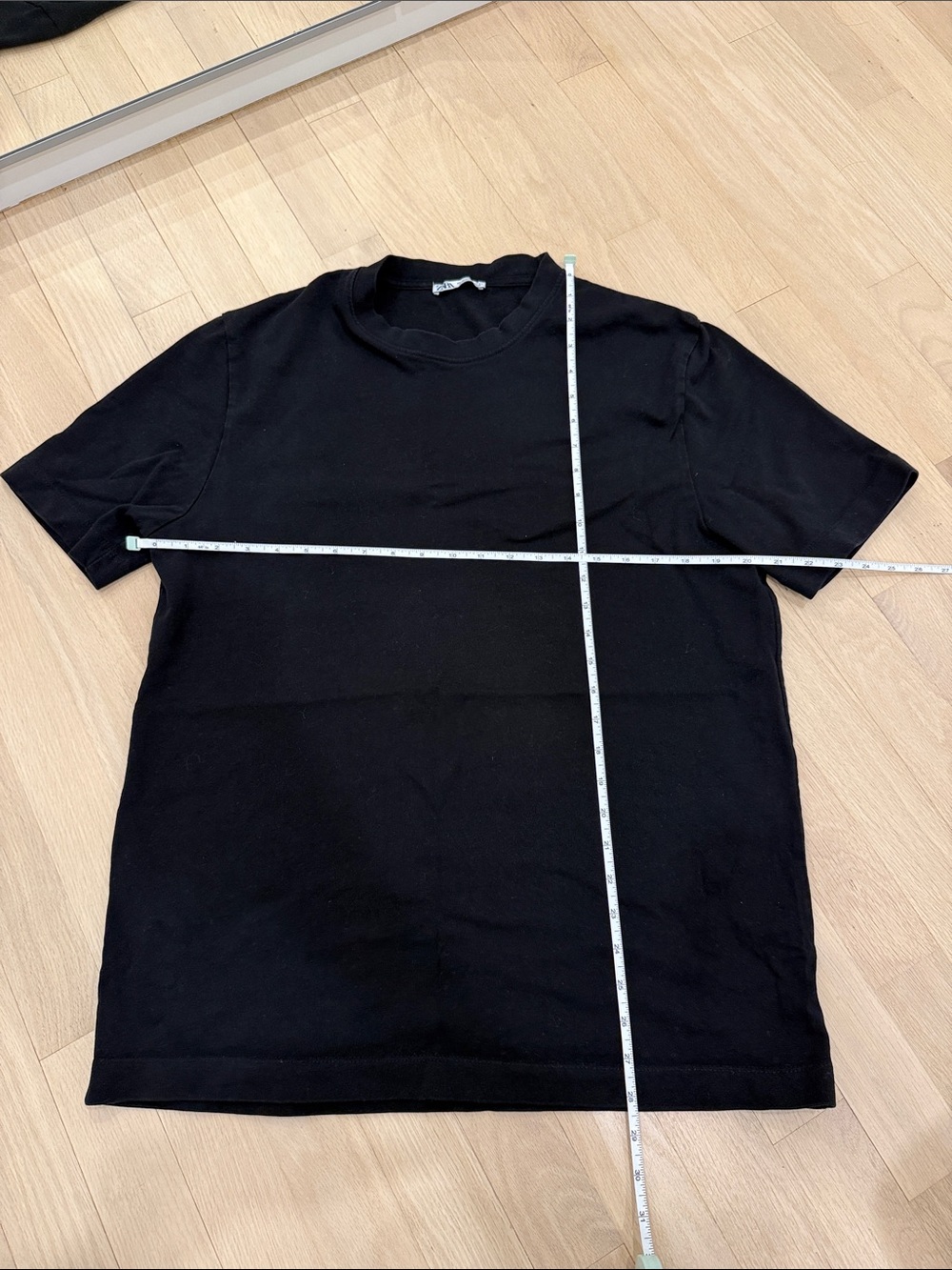 Zara Classic Black Men's Crewneck T-Shirt